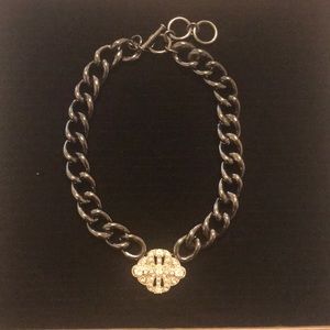 🌻Lia Sophia statement necklace.